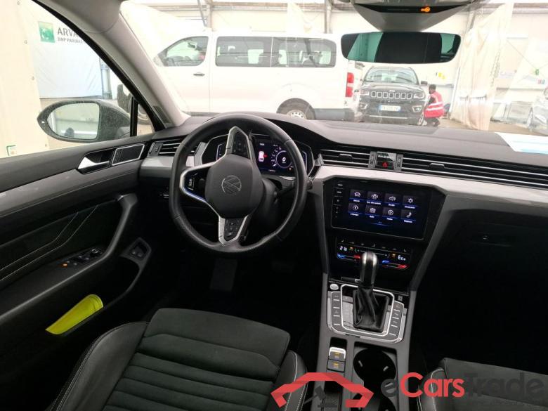 Volkswagen 1.4 TSI DSG HYBRIDE RECHARGEABLE SW GTE VOLKSWAGEN Passat SW / 2019 / 5P / Break 1.4 TSI DSG HYBRIDE RECHARGEABLE SW GTE #5