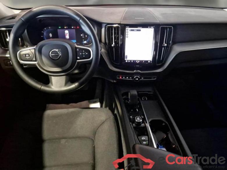 Volvo 17 VOLVO XC60 / 2021 / 5P / SUV B4 D AWD AUTOMATICO MOMENTUM PRO #3