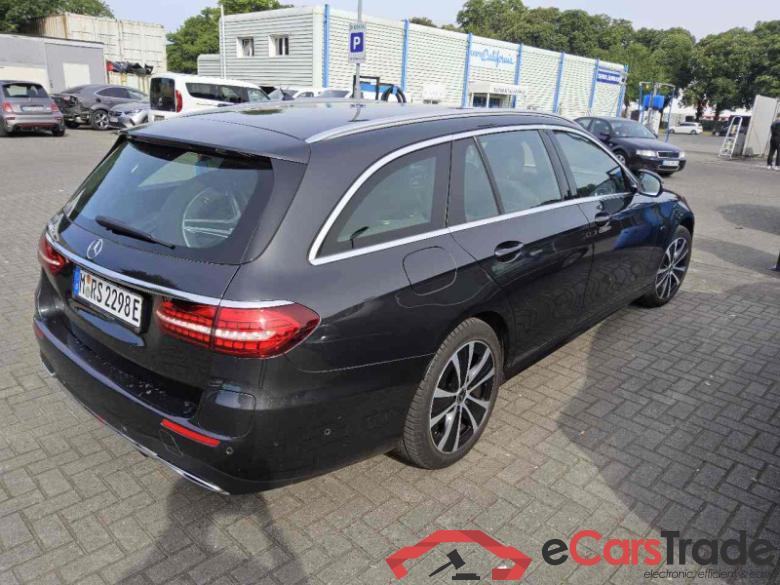 Mercedes E300e Facelift Hybrid 333Hp AMG Aut. LED-Multibeam Widescreen Navi Ambient 1/2 Sport-Leather-Alcantara KeylessGo Сamera Klima PDC ... #3