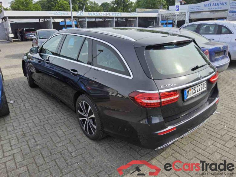 Mercedes E300e Facelift Hybrid 333Hp AMG Aut. LED-Multibeam Widescreen Navi Ambient 1/2 Sport-Leather-Alcantara KeylessGo Сamera Klima PDC ... #4