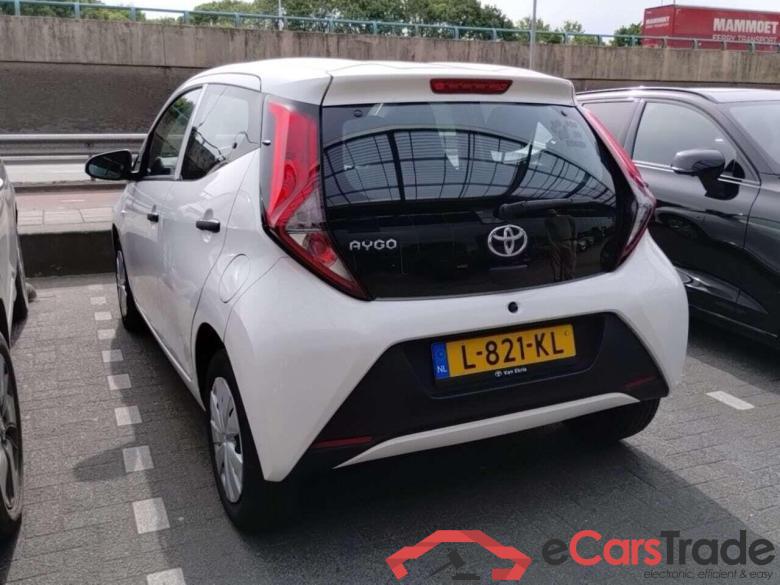 TOYOTA Aygo 1.0 VVT-i x-fun #3