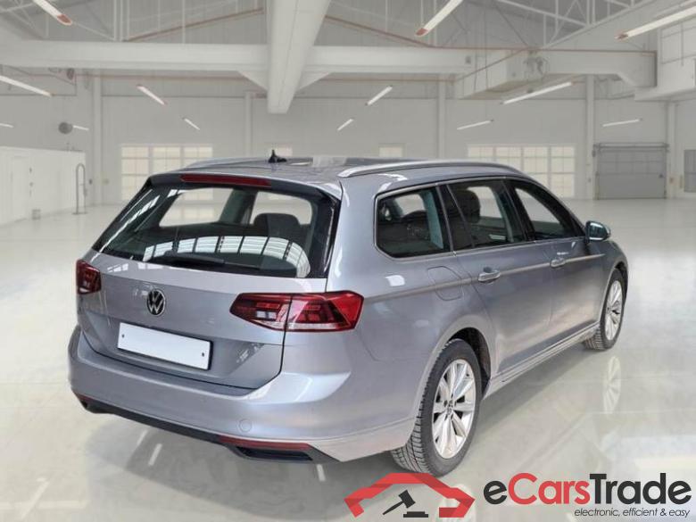Volkswagen 17 VOLKSWAGEN PASSAT / 2019 / 5P / STATION WAGON VAR. 2.0TDI SCR EVO 110KW BUSINESS DSG #2