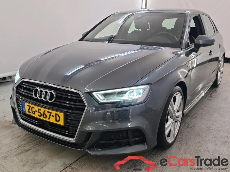 Audi A3 Sportback 12-19 Audi A3 Sportback 35 TFSI S tronic sport 5d #1