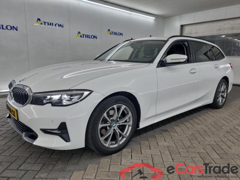 BMW 3-serie Touring 318dA Corporate Executive 5D 110kW #1