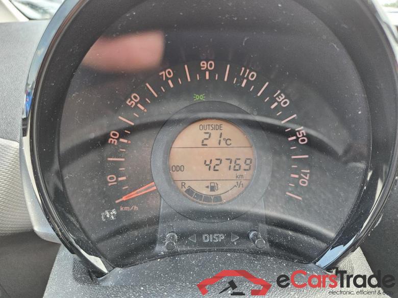 PEUGEOT 108 53 kW #6