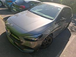 Mercedes B 200d 150Hp AMG Night Aut. LED-Xenon Widescreen Navi Ambient 1/2 Sport-Leather-Alcantara KeylessGo Camera Klima PDC ...