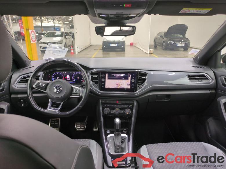 Volkswagen 1.5 TSI 150 EVO R-LINE DSG7 VOLKSWAGEN T-Roc / 2017 / 5P / SUV 1.5 TSI 150 EVO R-LINE DSG7 #4