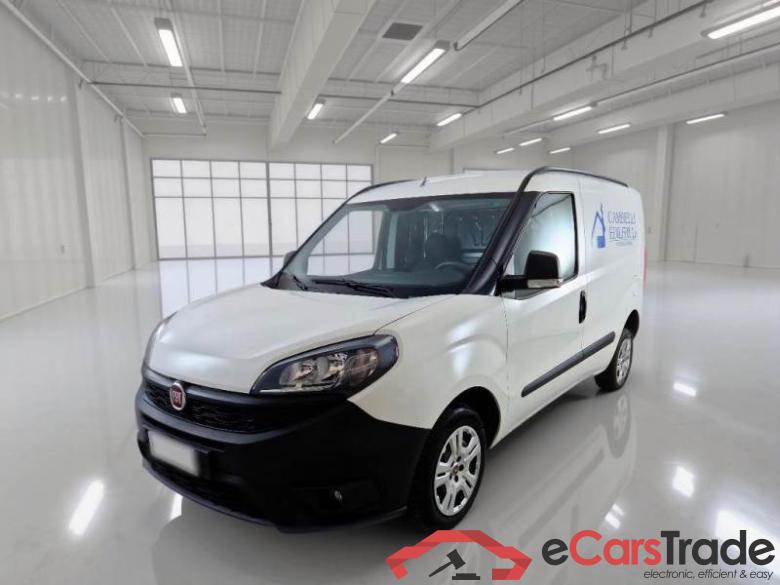 Fiat 48 FIAT DOBLÒ CARGO / 2014 / 4P / VETT. FURGONATA CH1 LOUNGE 1.3 MJET 95CV E6D SeS #1