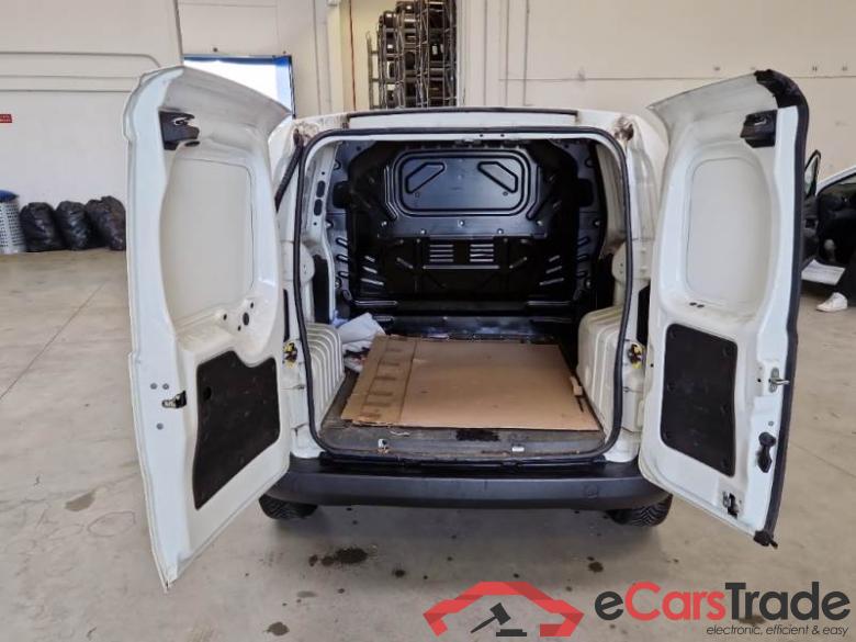 Fiat 6 FIAT FIORINO / 2016 / 4P / VETT. FURGONATA 1.3 MULTIJET 95 CV E6 SX #5