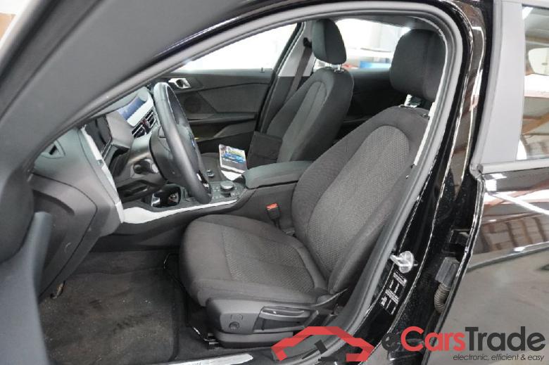BMW 1-Serie ´19 Baureihe 1 Lim. 118 i Advantage 1.5 103KW MT6 E6dT #4
