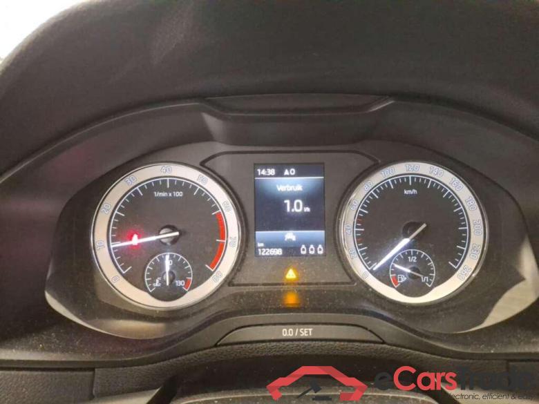 SKODA Karoq 1.0 TSI Business Edition #4