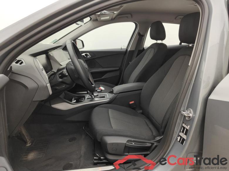 BMW 1 HATCH DIESEL - 2019 118 dA 150hp (EU6AP) 5d #6