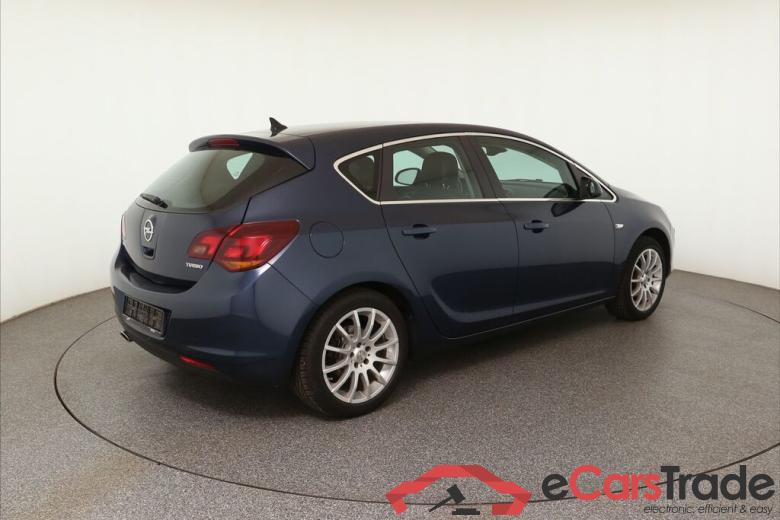 Opel Cosmo Astra J Lim. 5-trg. Cosmo #3