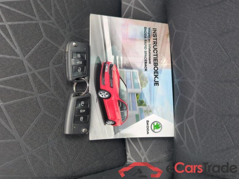SKODA Rapid Spaceback 70 kW #6