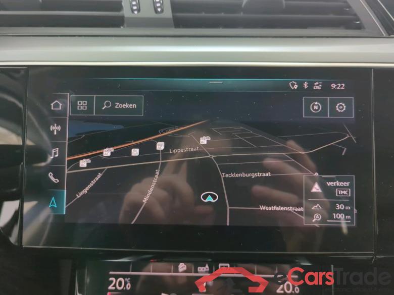 AUDI e-tron  #3