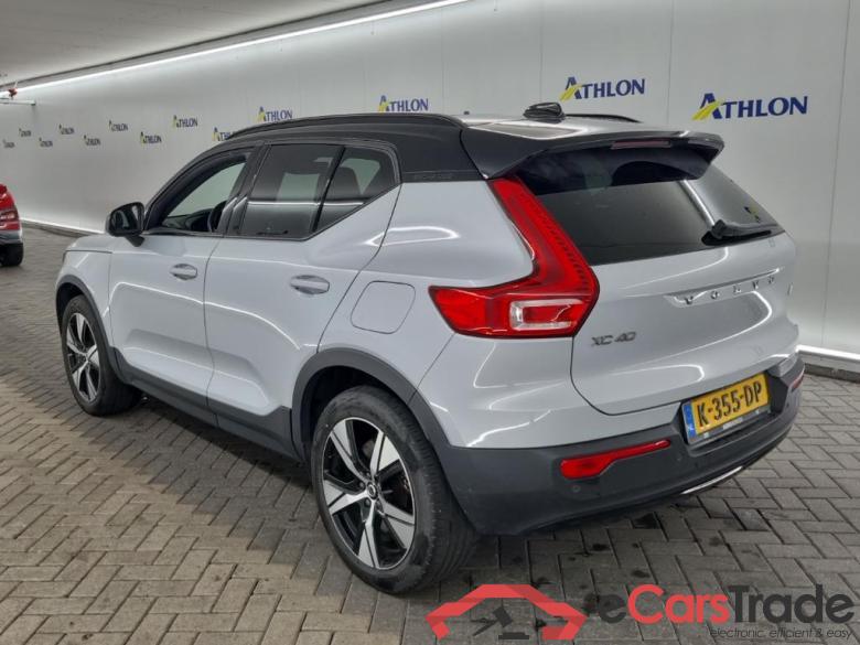 VOLVO XC40 Recharge P8 AWD R-Design 5D 300kW #4