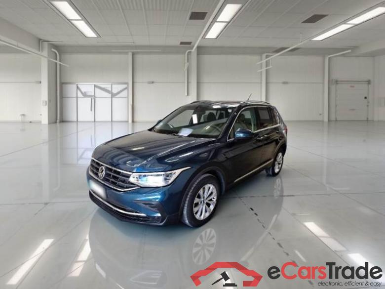 Volkswagen 4 VOLKSWAGEN TIGUAN / 2020 / 5P / SUV 2.0 TDI SCR 110KW LIFE DSG #1