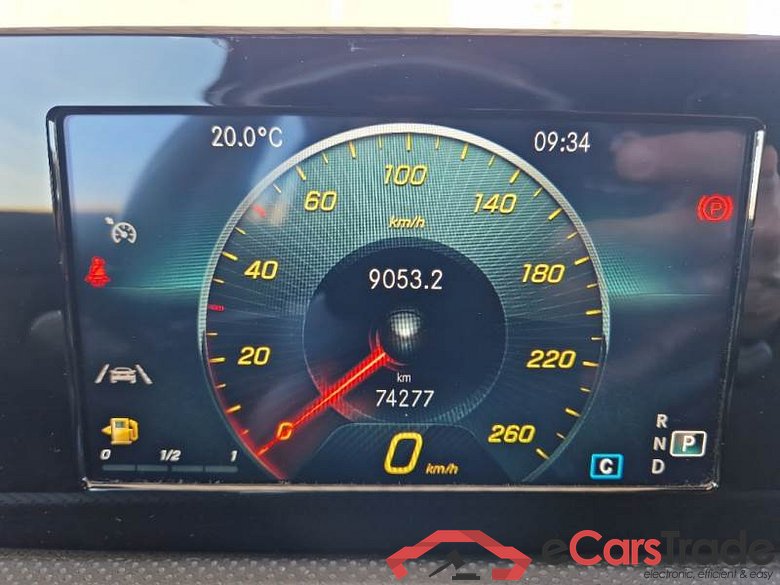 Mercedes 21 MERCEDES-BENZ CLASSE A / 2018 / 5P / BERLINA A 180 AUTOMATIC SPORT #4