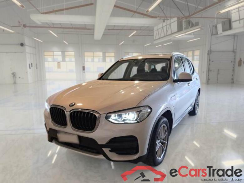 BMW 76 BMW X3 / 2017 / 5P / SUV XDRIVE 30E BUSINESS ADVANTAGE #1