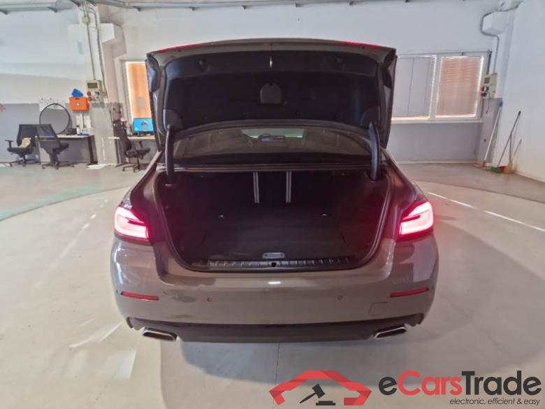 BMW 29 BMW SERIE 5 / 2020 / 4P / BERLINA 530E XDRIVE BUSINESS AUTO #5