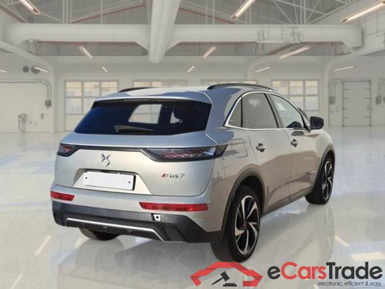 DS 43 DS DS 7 CROSSBACK / 2017 / 5P / SUV BLUEHDI 130 AUTOMATICA PERFORMANCELINE+ #2