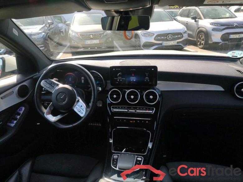 Mercedes GLC 300 d 4MATIC Clase GLC GLC 300 d 4Matic (253.919)AMG 2.0 AMG Line 245CV E6d #3