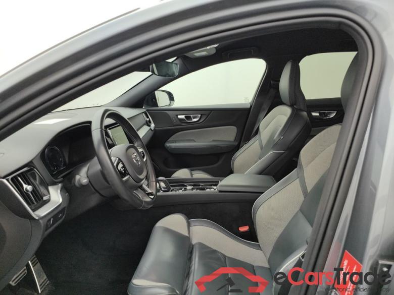 VOLVO V60 DIESEL - 2018 2.0 B4 197 R-Design Geartronic 5d #6