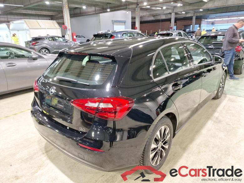 MERCEDES-BENZ A-CLASS 1.3 A 180 BUSINESS SOLUTION ESSENTIAL #2