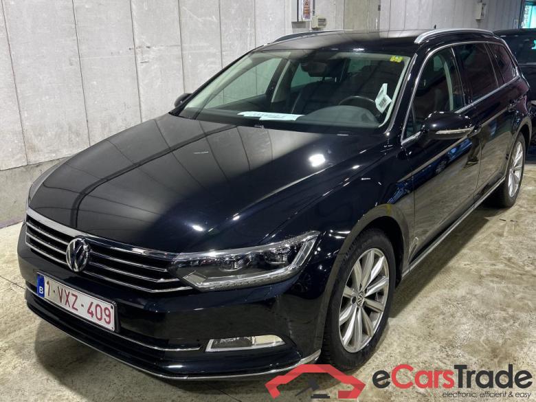 VOLKSWAGEN PASSAT VARIANT DIESEL - 2015 1.6 TDi Highline Business DSG (EU6.2) STOCK #1