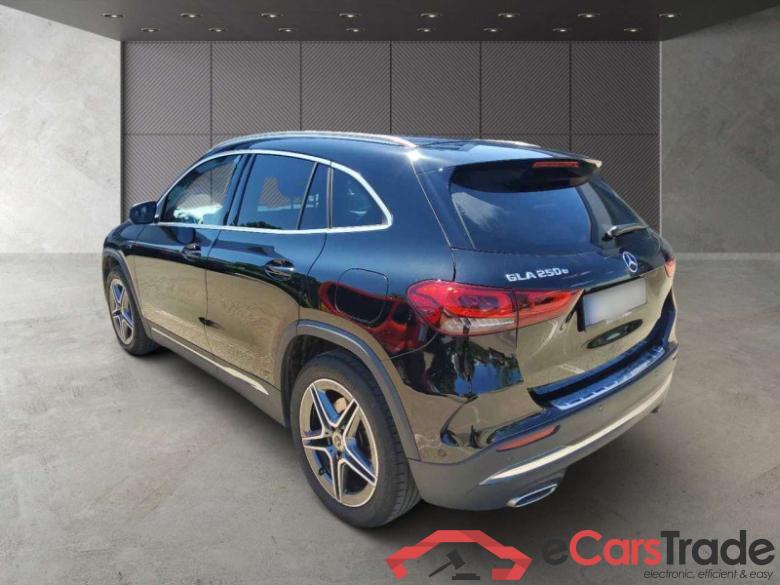 Mercedes-Benz GLA -Klasse (BM 247)(02.2020->) DE - SUV5 GLA 250 e EU6d, e AMG Line (EURO 6d), 2020 - 2023 #4