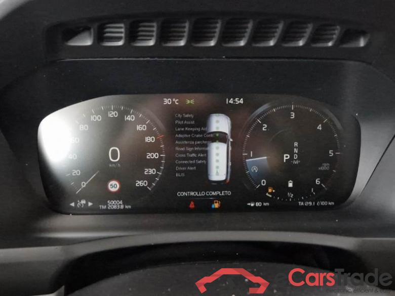 Volvo 94 VOLVO XC90 / 2014 / 5P / SUV B5 D AWD GEARTRONIC 7P MOMENTUM #4