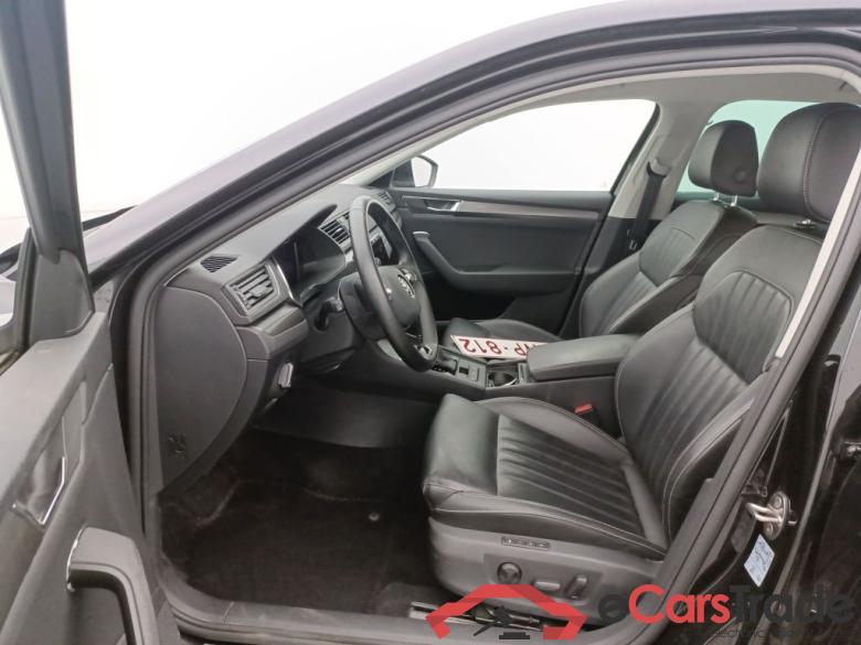 Skoda Superb Combi 1.4 TSI iV 160kW DSG6 Clever+ 5d #6