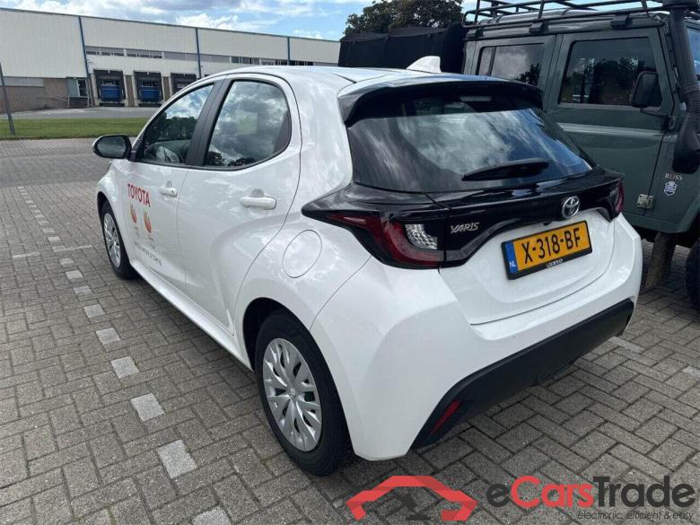TOYOTA YARIS 1.5 Hybrid Active #3