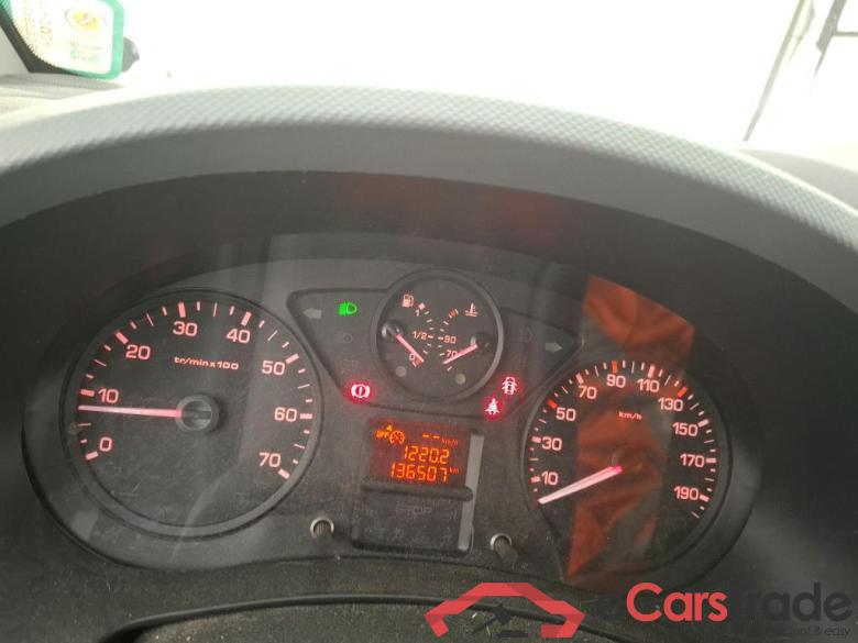 Citroen BlueHDi 100 BVM Club M Berlingo Fourgon Club L1 (Court) 1.6 BlueHDi 100CV BVM5 E6 #6
