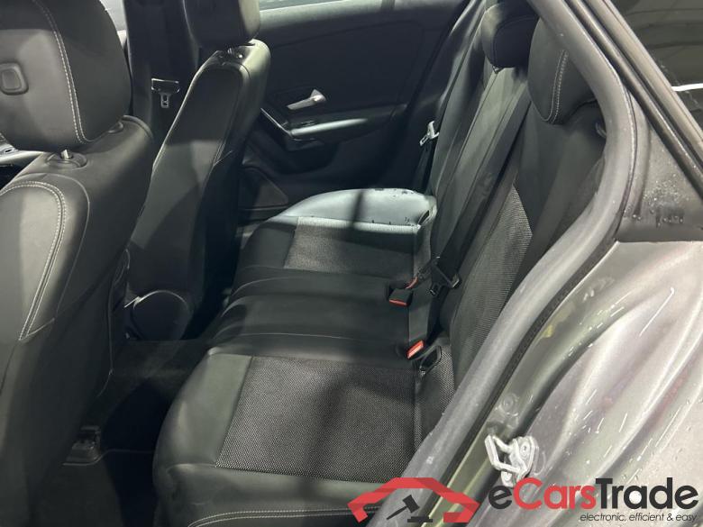 MERCEDES-BENZ CLASS CLA SHOOTING BRAKE DIESE CLA 180 d Business Solution #3