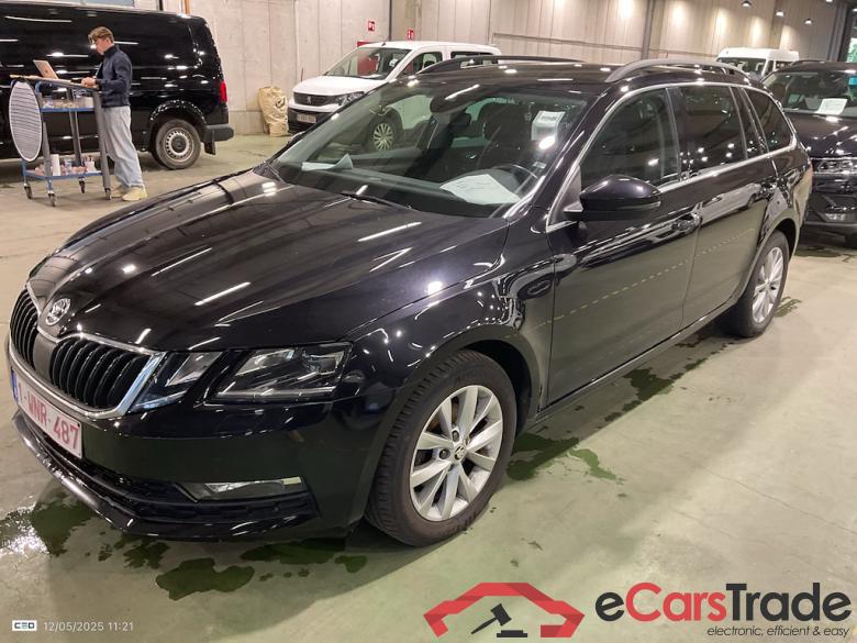 SKODA OCTAVIA COMBI DIESEL - 2017 1.6 CR TDi Ambition DSG (EU6.2) #2