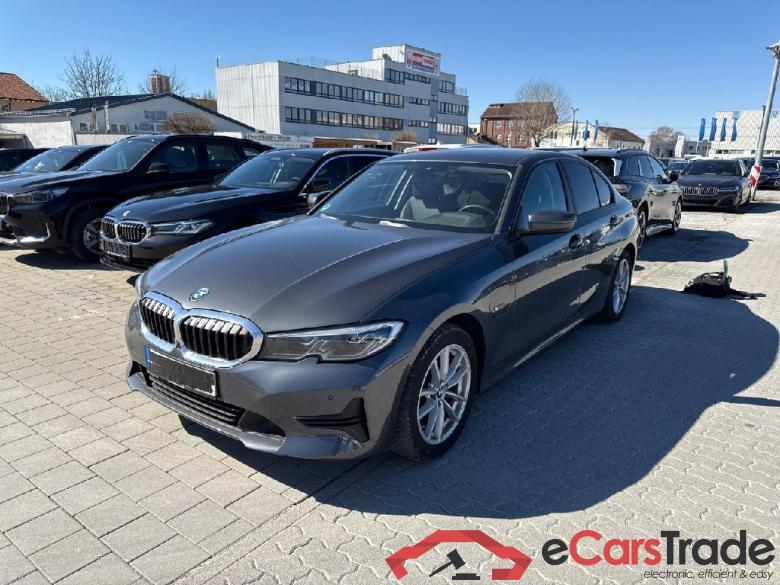 BMW 3-Serie ´18 Baureihe 3 Lim. 320 e Advantage 2.0 150KW AT8 E6d #1