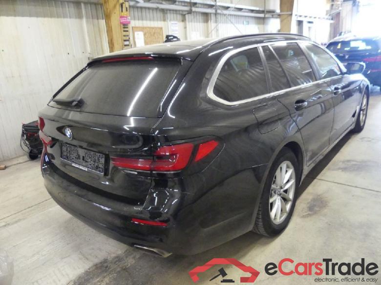 BMW 5-Serie Touring ´16 Baureihe 5 Touring 530 d 3.0 210KW AT8 E6d #2