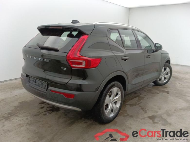 VOLVO XC40 1.5 T2 129 Momentum Pro Geartronic 5d #5