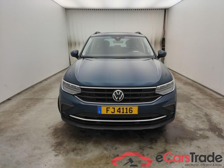 VOLKSWAGEN TIGUAN DIESEL - 2021 2.0 TDI 150 SCR 4Motion Life BMT DSG 5d #1