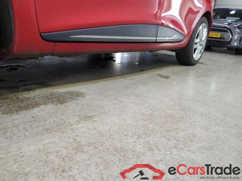 RENAULT Clio Estate 0.9 TCe Zen #6