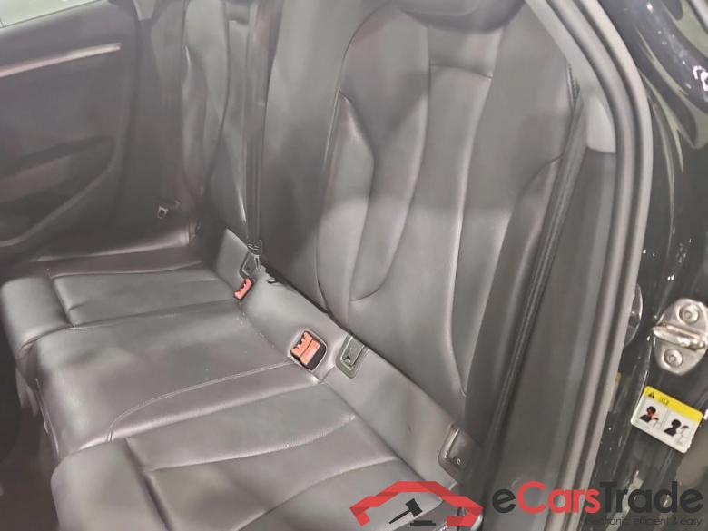AUDI A3 SEDAN DIESEL - 2017 30 TDi (EU6d-TEMP) #3
