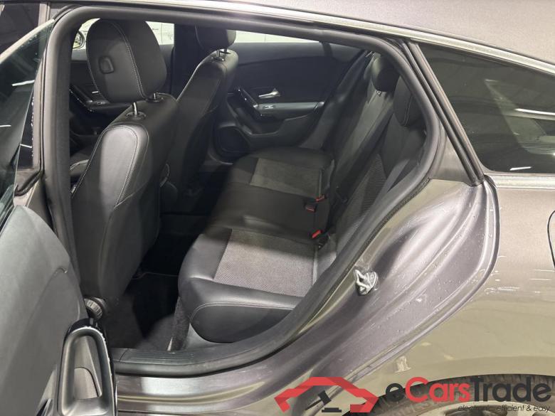 MERCEDES-BENZ CLASS CLA SHOOTING BRAKE DIESE CLA 180 d Business Solution #3