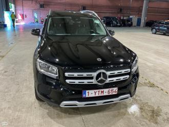 Mercedes GLB 200