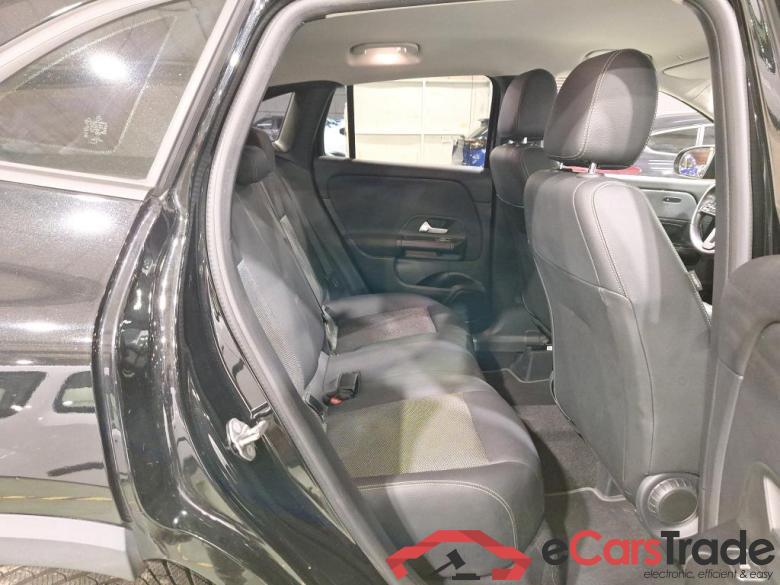 MERCEDES-BENZ GLA - Klasse 1.3 GLA 180 DCT BUSINESS SOLUTION #6