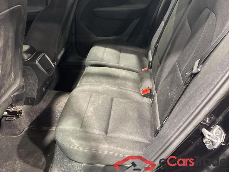 VOLVO XC40 DIESEL 2.0 D3 STOCK #3