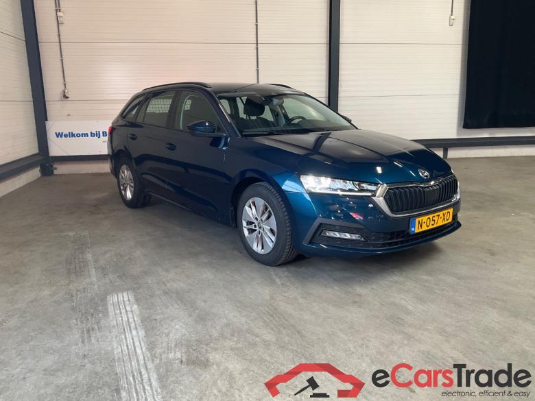 SKODA OCTAVIA COMBI 1.0 TSI Bns Edition #2
