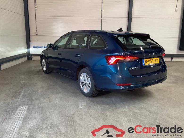 SKODA OCTAVIA COMBI 1.0 TSI Bns Edition #4