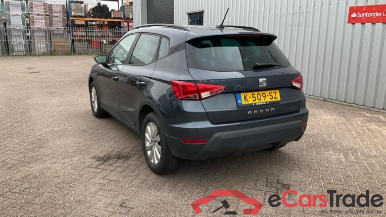 SEAT Arona 1.0tsi style business intense 70kW #3