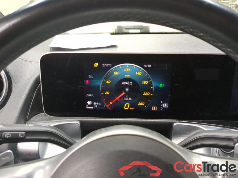 Mercedes GLB 200 d AMG Line MERCEDES-BENZ GLB / 2019 / 5P / SUV GLB 200 d AMG Line #6